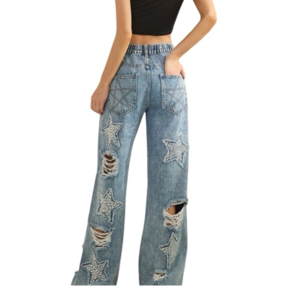 NWOT. Stylish Blue Star-Embellished Women's Jeans - Picture 2 of 8